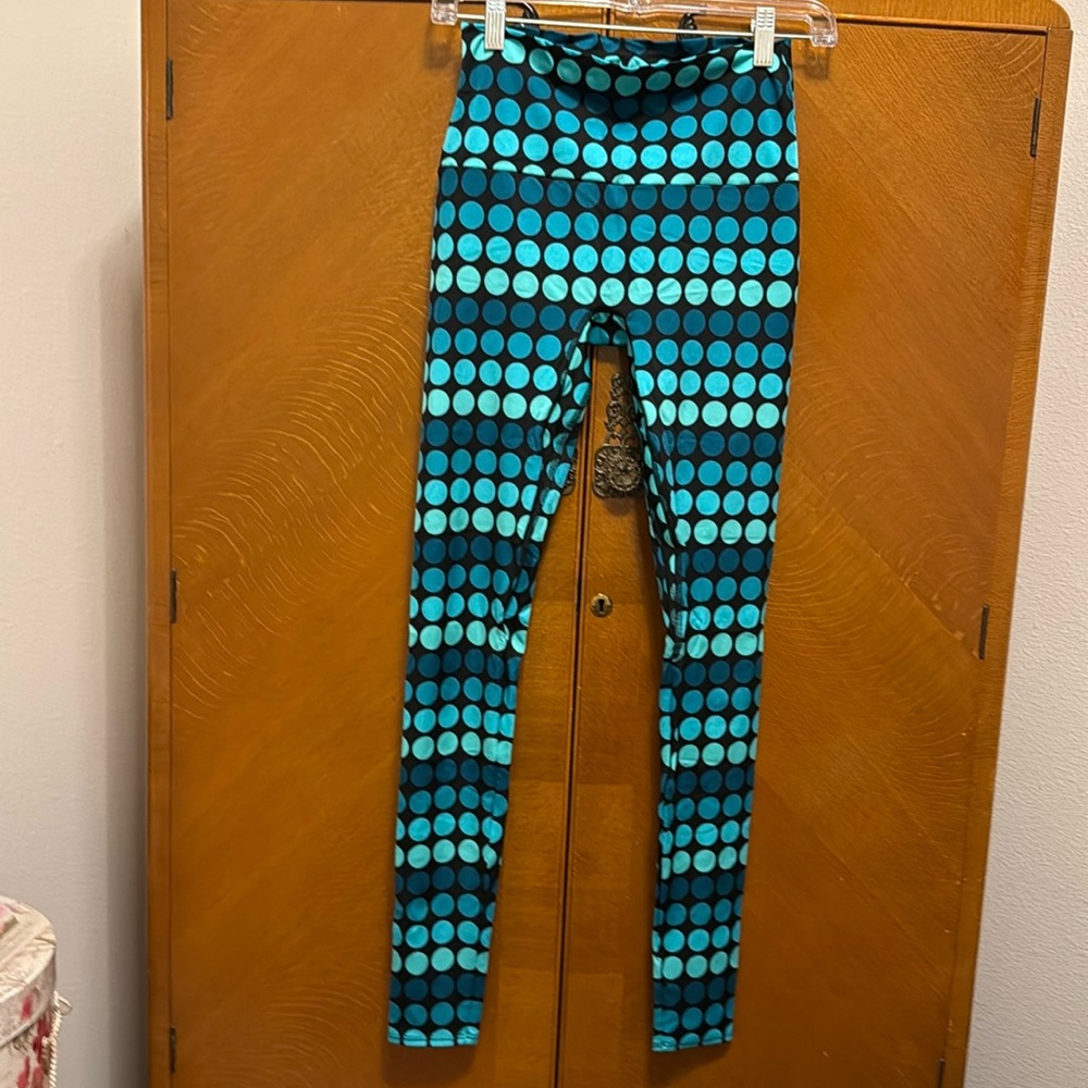 K-Deer pooka dot tights